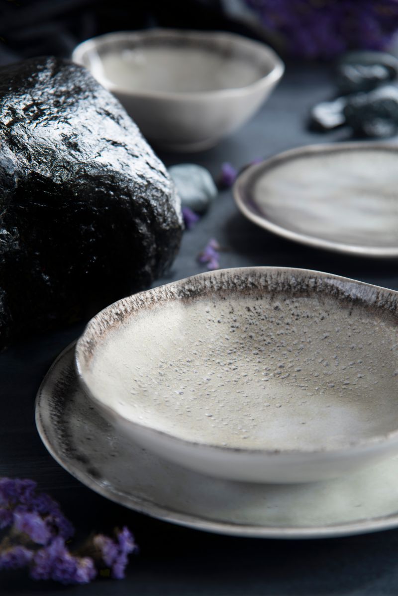 Servizio piatti AFRODITE, effetto artigianale, 3 pezzi, ceramica